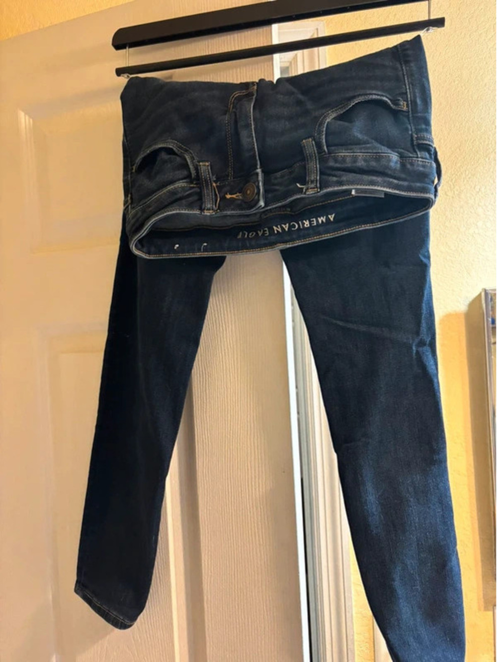 Women’s American Eagle jeans